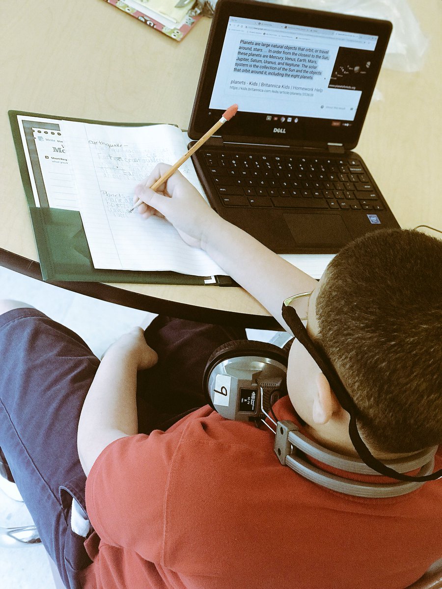 Brianna__Koch__'s tweet photo. We are working on gathering information from multiple resources to create a class book all about science! #ASDrocks๐งช ๐งฌ ๐ฅผ @PBCtrailblazers @ForestHillElem @Dr_Corcoran https://t.co/6Zql2kQjfO
