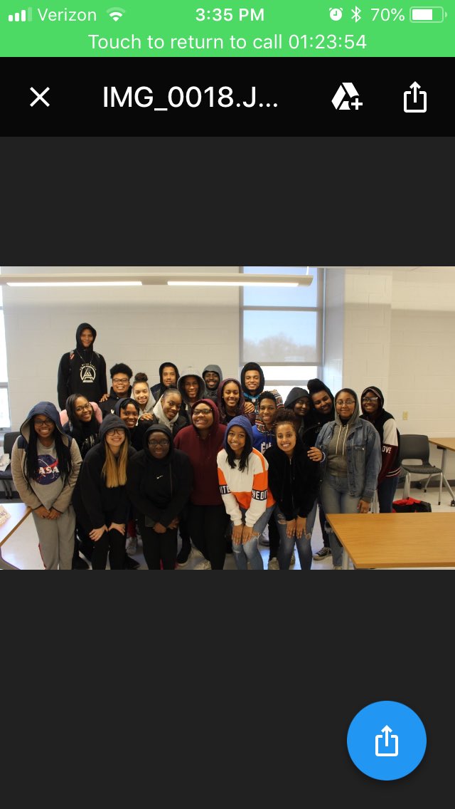 cgoldsmithEWF's tweet photo. Thank u @fishtacodc 4 the generous donation to feed 60 ppl 4 our #BlackHistoryMonth Sorority/Fraternity event at #BCC High School. Great Quesidillas tacos and burritos. What a wonderful event @BCCprin @MspBcc @BCCSGA @mspscholars https://t.co/VNzrcWrXva