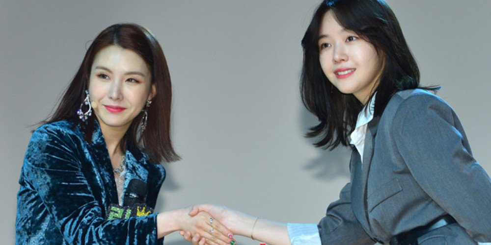 Minah Linah Girl Day Minah Attends Wanna Comeback Showcase Support Sister Linah Allkpop Scoopnest Minah Linah Girl Day Minah Attends Wanna Comeback Showcase Support Sister Linah Allkpop Scoopnest