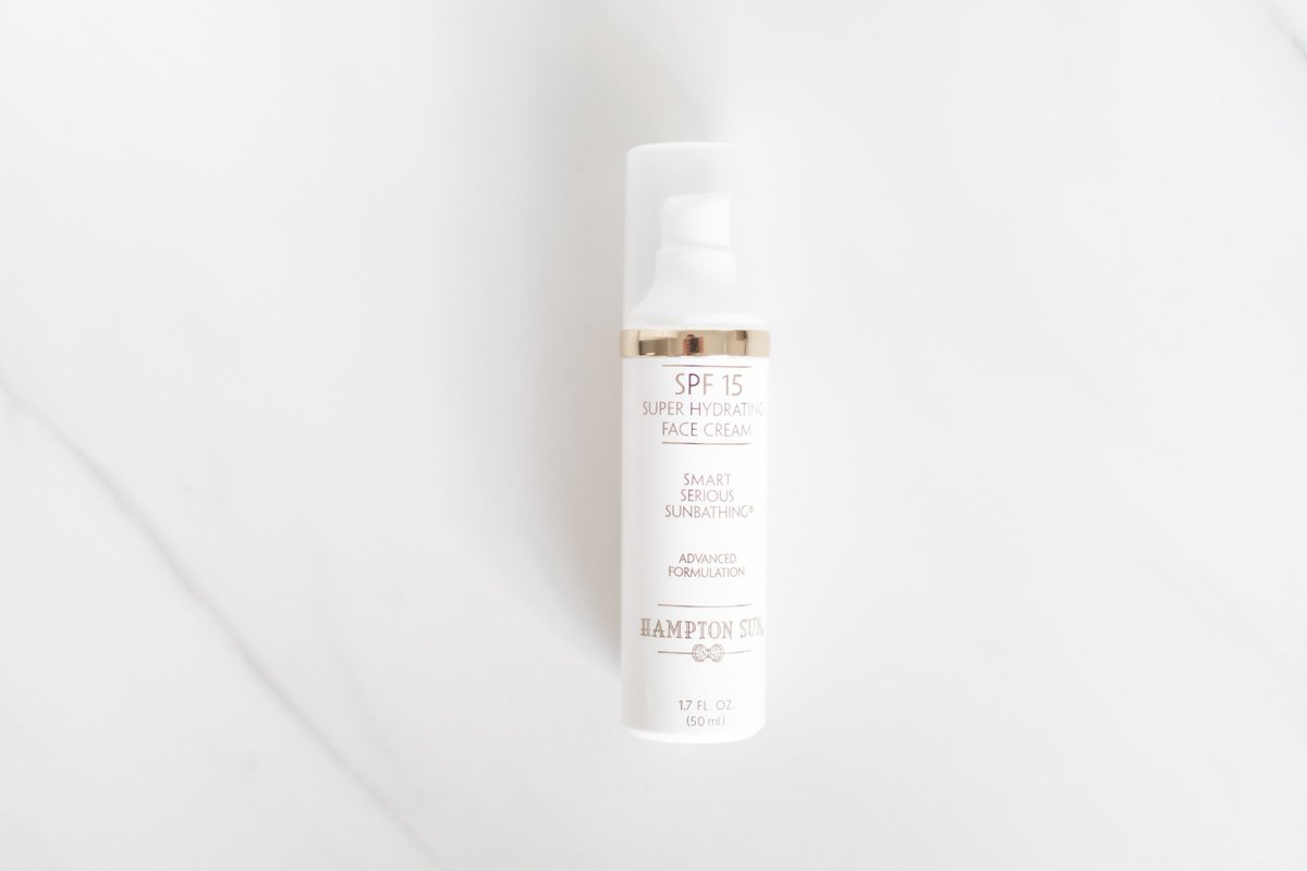 We're keeping our face hydrated and moisturized all winter long with the SPF 15 Super Hydrating Face Cream. Mix a few pumps with your favorite foundation.