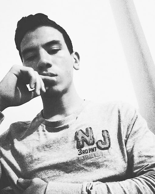 CristianCami94's tweet image. La música es la máxima expresión de la poesía.