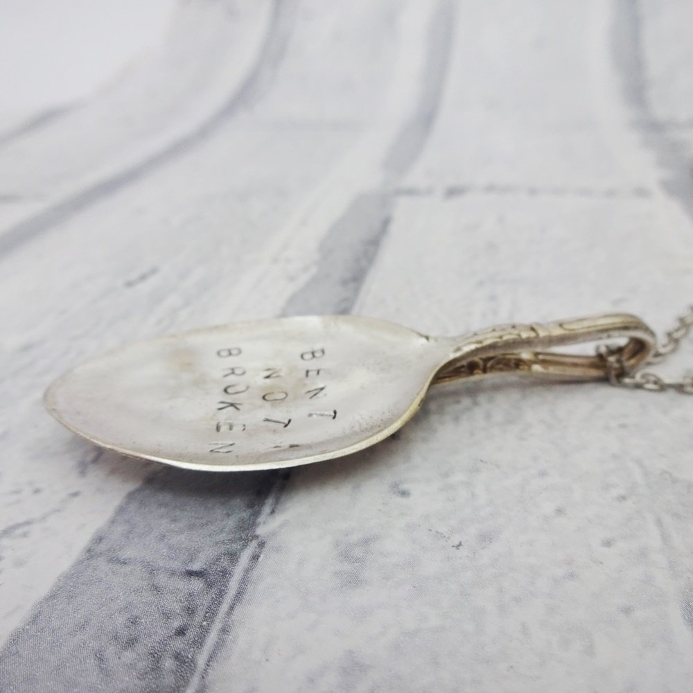 martisanne's tweet photo. Bent not broken necklace,silver flatware pendant,handstamped jewelry,handstamped spoon,quote necklace silver,silver plated,inspiring quotes https://t.co/qoGwdn2flD #EtsyTeamUnity #TMTinsta #SilverFlatware https://t.co/1QVL1EnmoQ