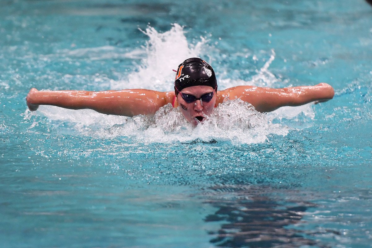 BeaverSwim's tweet photo. Pac-12 Championships start one week from tomorrow. The team is in preparation for the meet and would love to have as much #BeaverNation support in Federal Way, Wash. next week as possible! Purchase your tickets now at https://t.co/ofQkMpZ9sB

#GoBeavs https://t.co/GI204F7QZa