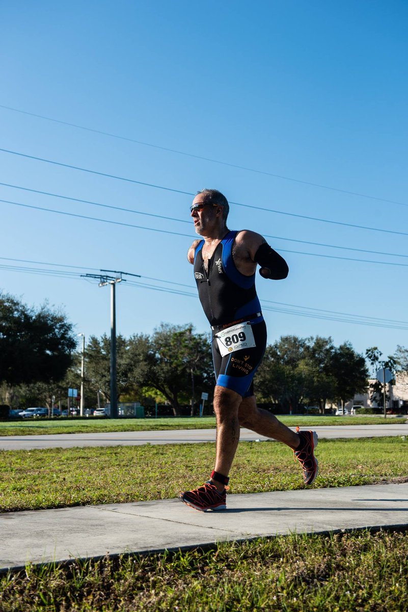 Chasing Caterpillars TRI on Sunday /presenting my finisher medal to Carson a little boy living with Down Syndrome.
#NoHandsIronman #Motivation #triathlon #swimbikerun #cycling  #triathlete #ironman #triathlontraining #bike #training #trilife #tri #triatlon #swimming #ironmantri