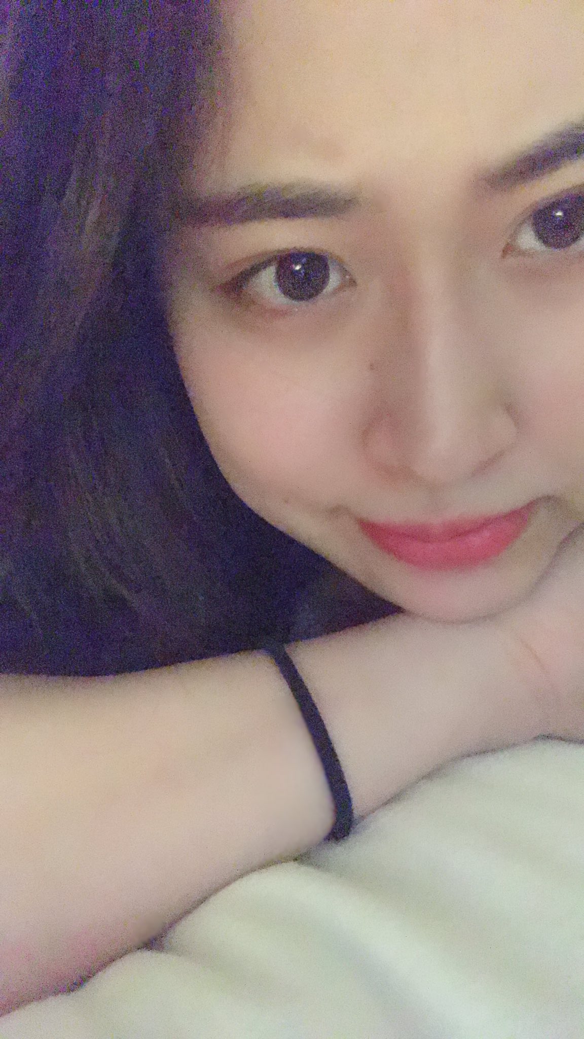 自撮り　裏垢 