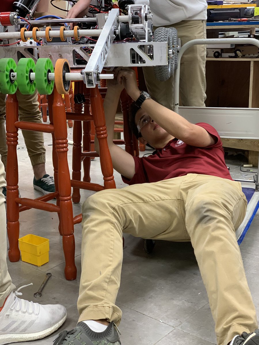 Agelduran's tweet photo. Giving final touches to #8-Fi-9 2019 @teamdrift4091 #Robitcs ๐ค #omgrobots #dealine #stopbuild https://t.co/tTsigfquUM