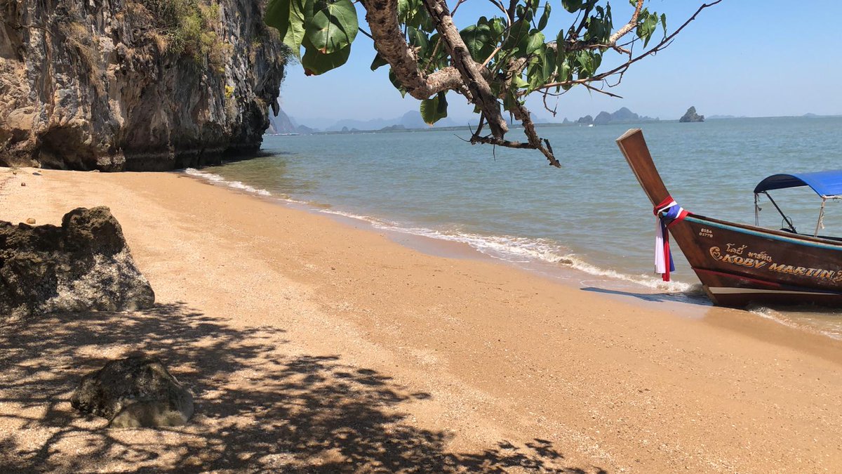 miracles__asia's tweet photo. A perfect day trip on the Andaman sea - No other rehab has this much to offer! #RehabThailand #MiraclesAsia #AddictionTreatment https://t.co/DSYjEeNmLS