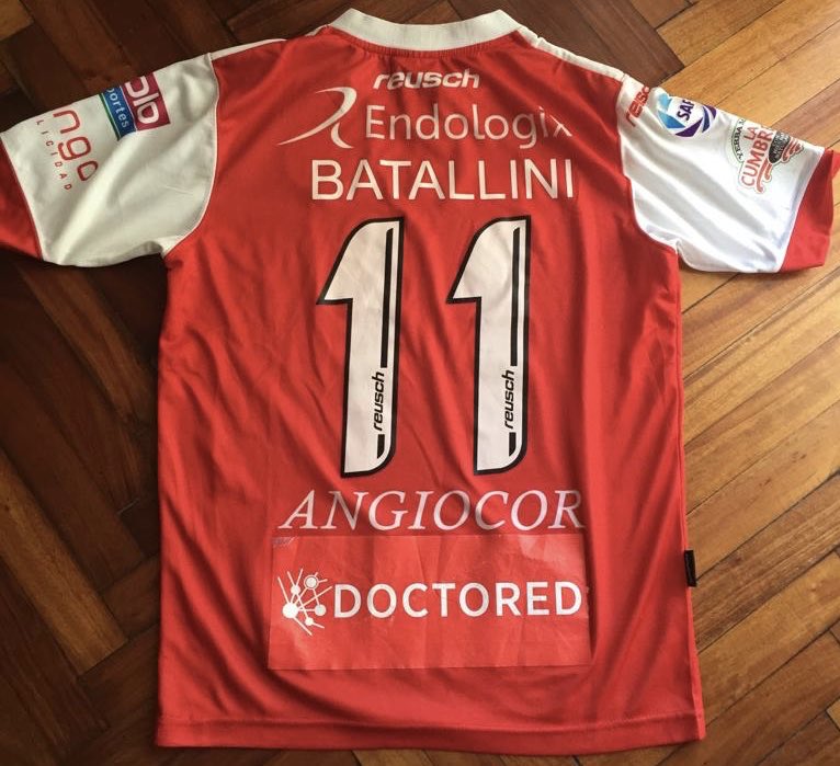 Dmlopez20's tweet image. #AAAJ [SORTEAR🔥] El crack de @damianbatallini nos dio su camiseta para sortear con toda la gente del “Bicho”. Cómo participar?

👉🏻 Seguir a mi cuenta y a @LHoraDelFutbol 

👉🏻 Dar RT a este tweet

Se sortea el jueves 07/03 🙌🏻