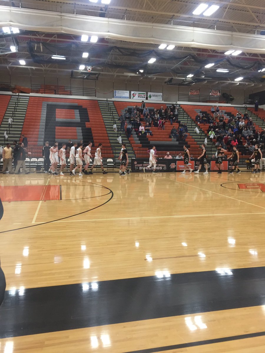 BCBulldogs19's tweet photo. Final Score:
Byron Center 67
Hamilton 53
-@jbake20323 (BC): 25 pts 
-Alex Walter (BC): 18 pts 
-Matt Richards (BC): 16 pts 
**BC 5-14, 3-8    **Ham 7-12, 3-8 https://t.co/oXFbLqQPrK