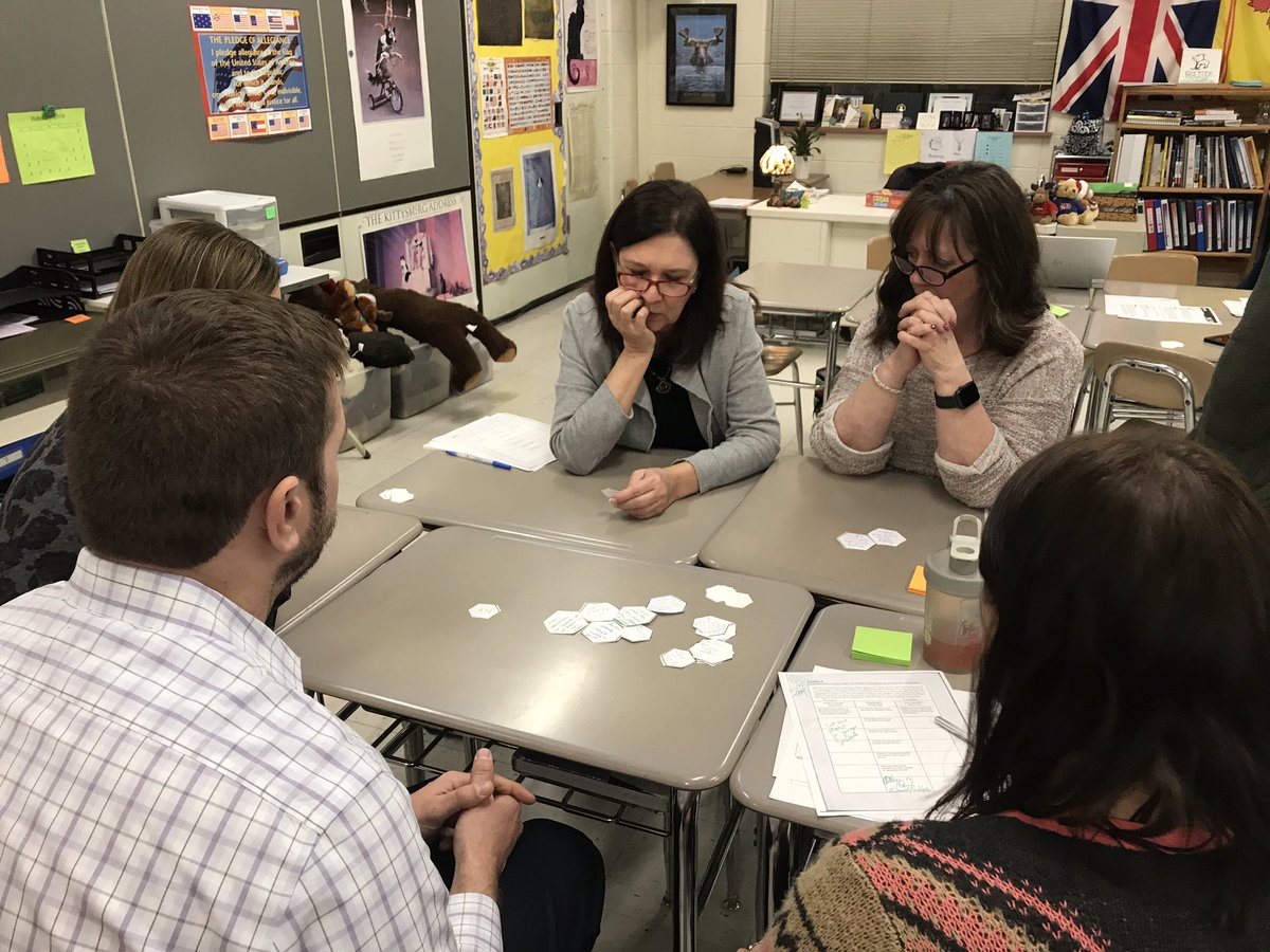 IL_CivicsHub's tweet photo. Finishing the #CivicsIsBack tour at #ThatsRotolo strong sharing resources from @RightQuestion and #Ed4Democracy with @BPS101 teachers to support inquiry. @IllinoisCivics #CivXNow https://t.co/CZaoQVnjgJ