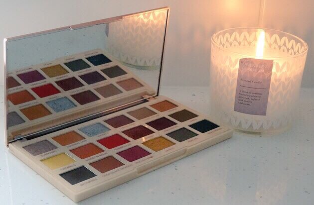 beccaslovefor_'s tweet photo. Soph x Revolution - extra spice eye-shadow palette review
π
https://t.co/sNltDAowYx
π
#ScotBloggers #scottishbloggers #bbloggers #beautybloggers #makeupblogger #makeup #bloggerstribe #makeuprevolution #sophdoesnails @MakeupRVLTN @sophdoesnails https://t.co/c7I1OWK38u