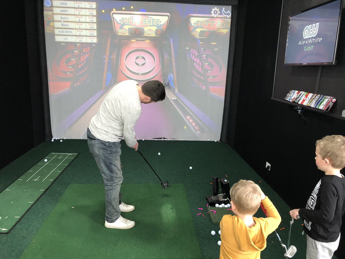 alexwhitegolf's tweet photo. Great to have @falmouthmark &amp; his boys, Harry &amp; Mason visiting the #GolfStudio today to have a play with our new @ForesightEurope #Fairgrounds software &amp; they loved #BalloonPop &amp; #PuttSkee | #AWG #FamilyFriendly #GolfForAll @romileygolfclub @PGAinCheshireNW @jsandler75 https://t.co/Rv4bOaeaTi