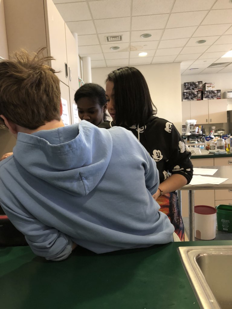 Imallaboutthef1's tweet photo. Foods I Mac and Cheese and Foods II Sweet Potato Poutine #adulting101 #SayYesToFCS #ECHHSFCSCTE #CTEforNC @NCFCSEd https://t.co/1WYGp1mizv