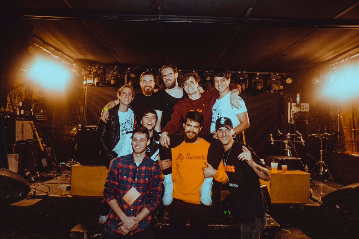 crashmycarband's tweet photo. HUGE THANK YOU TO @spencermusic1 AND HIS AMAZING TEAM FOR THE BEST FIRST TOUR WE COULD ASK FOR!! WE LOVE YOU ALL SO MUCH. ❤️ https://t.co/6nC1mrcYX3