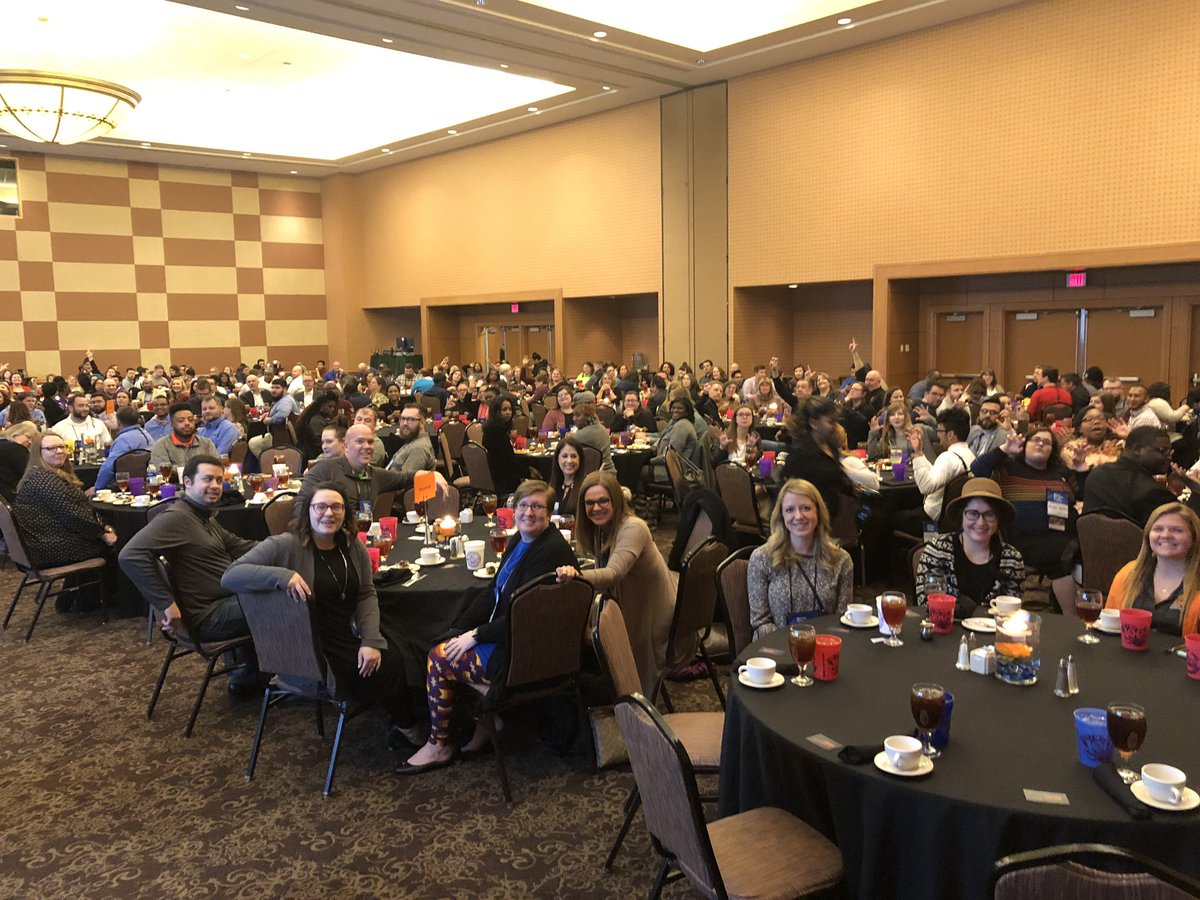 LeonMcClinton's tweet photo. The opening 2019 @SWACUHO Conf. Opening Banquet was a huge success! A special thanks to @CuturfTanya and the @okstatereslife staff for hosting a successful conference. Also, congrats to @Vana_Spring for receiving the Bob Huss Grad. Student of the Year Award!  #ACUHOI #SWACUHO19 https://t.co/vClKAIVkJk