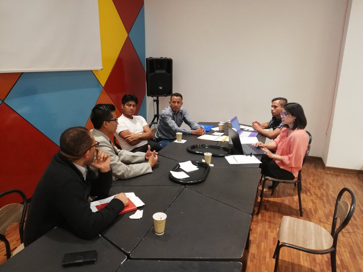 UnihubOK's tweet photo. Avanzamos con el desarrollo de proyectos promovidos por la Confederacion Intercultural de Pueblos y Nacionalidades del Ecuador AMARU con el apoyo de @uceproyectosep y @BanEcuadorBP #SoyCentral - @lacentralec https://t.co/bhSPf0XcfH