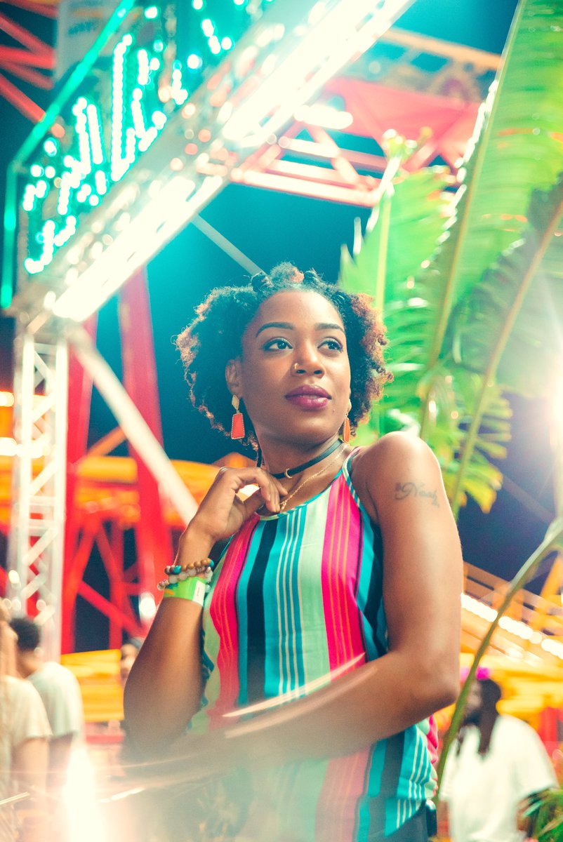 ShotByTeZio's tweet photo. “Black people look amazing under some lights boy!” - Alex Auguste
•
•
All the effects you see were shot in camera 🤓
•
•
#ShotByTeZio #ImmaculateVisuals #NeonPortraits #Melanin #Fair #PursuitOfPortraits https://t.co/70JYo0IgGg