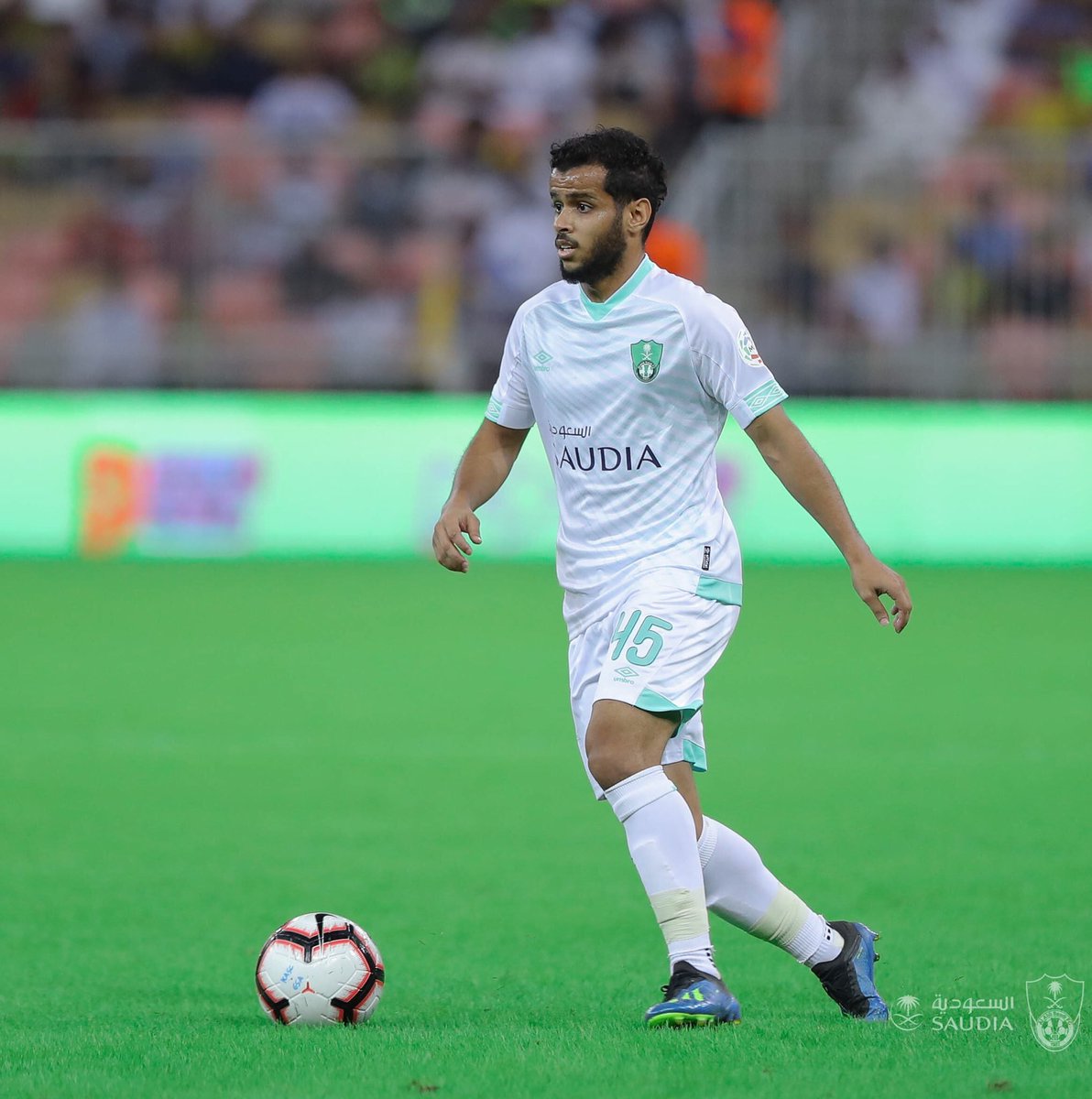 منبر الأهلي 51 On Twitter رسميا تأكد غياب اللاعب عبدالفتاح عسيري عن لقاء الفتح غدا