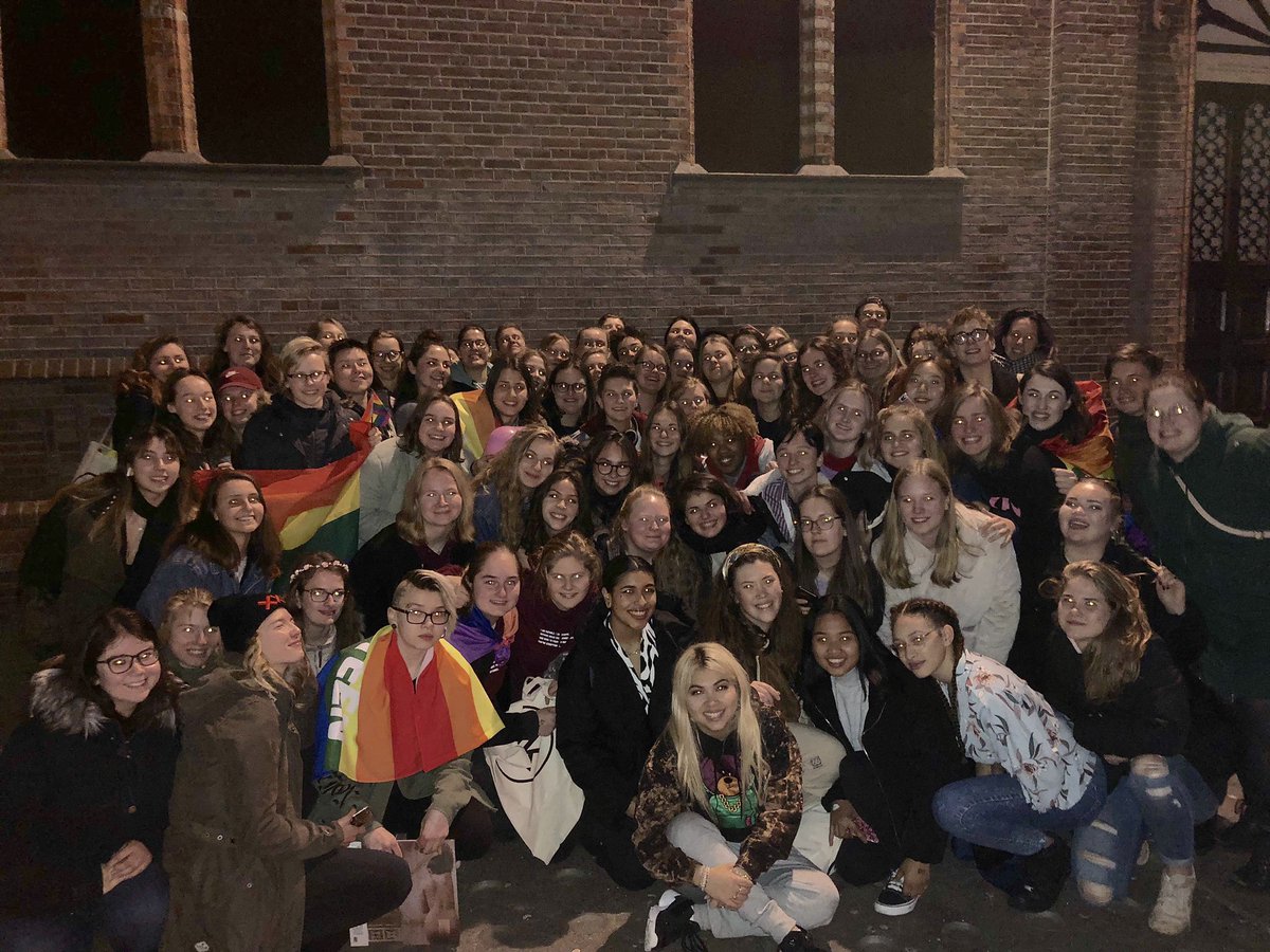 HayleyKiyoko's tweet photo. Amsterdam ❤️ https://t.co/Snbinf6uF8