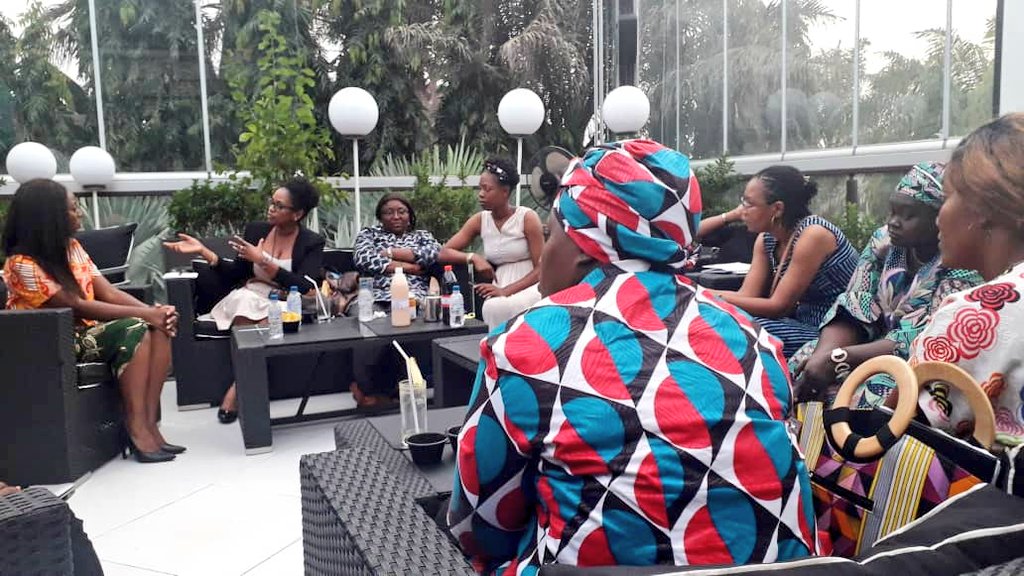 MadameDigitale's tweet photo. Today the #EllesCoachingConakry hosted an inspiring session with our special guest of honor Ms. #MaladoKaba, #Guinea's former and only Minister of Economy and Finances. "I gave two years of my life to be of service to my country"
#WomeninBusiness
#leadership
#Entrepreneurship https://t.co/qLelO4n39l