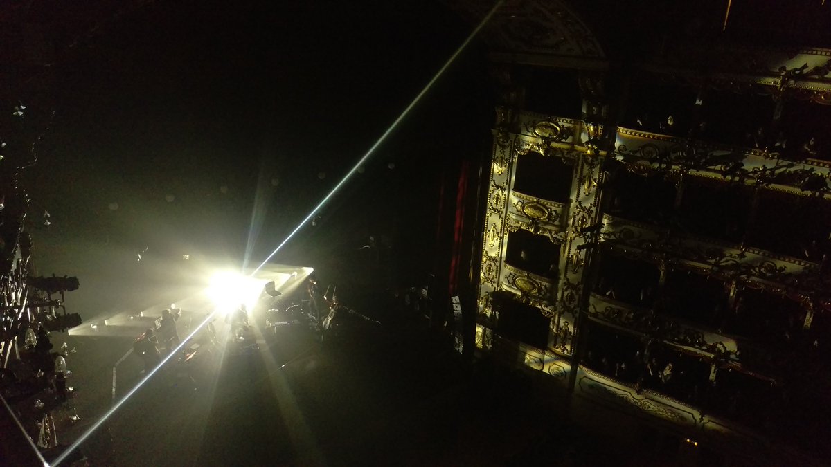 La magia al Teatro Valli con <a href="/MetaErmal/">Ermal Meta</a> e <a href="/gnuquartet/">GnuQuartet</a> 😊 Grazie!