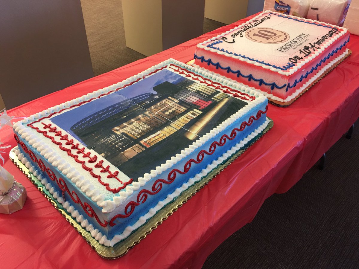 FresnoStLibrary's tweet photo. Weโre celebrating the 10th Anniversary of the #maddenlibrary today with cake and prizes! Stop by the library now til 2:30 to party with us! ๐๐ #HML10 https://t.co/bUNTWUniDT