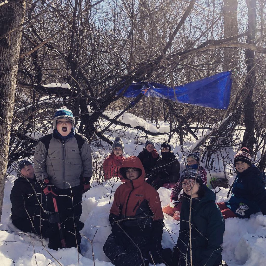 tiiut's tweet photo. Inquiry and play based learning at its best off the @SJAMWinterTrail for #forestschool on this bluebird day! @OCDSB https://t.co/chClgpw4VU