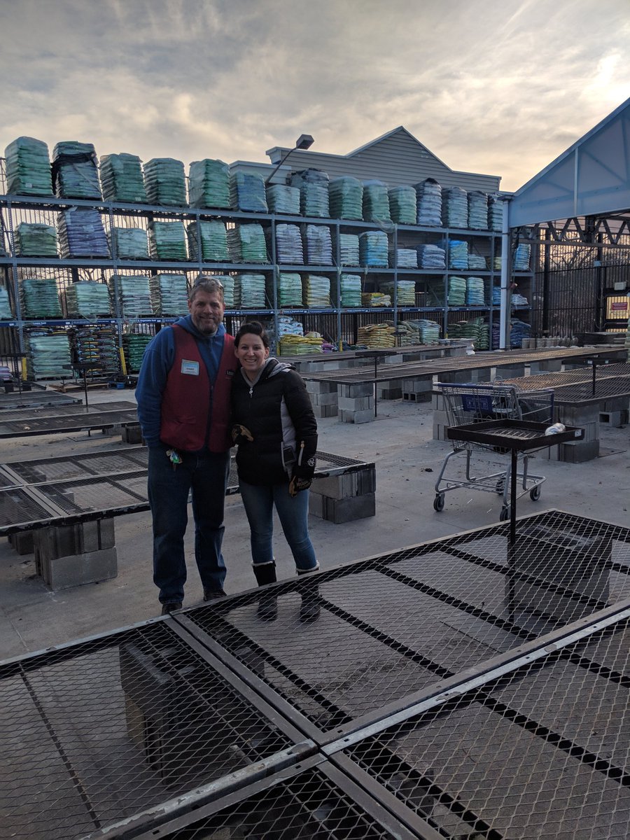 Fishon2612's tweet photo. Super proud of this team #getgardenready
#tablesbuilt #stillexpectingsnow #gardencenterfocus #thepatch @DonnaMarron @ShaThePatch2731 @XatdaPatch2731 @Legler1363 @milanojames22 @Tim89373846 https://t.co/qnwMRTgr2p