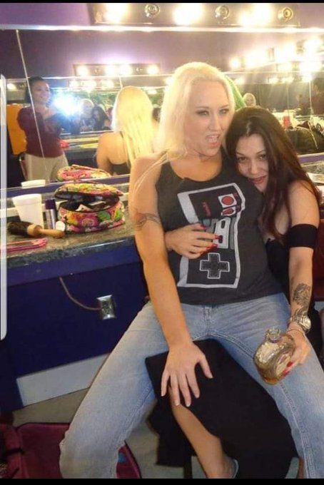 My girl. Love her @alanaevansxxx  Thank u for always being you https://t.co/0h7iKzgGjp<a class="tags" href="/tag/alanaevansxxx">@alanaevansxxx</a><a href="/tag/wizkhalifa"class="tags"><span>#wizkhalifa</span></a><a href="/tag/madeforthepole"class="tags"><span>#madeforthepole</span></a><a href="/tag/blubuccsclan"class="tags"><span>#blubuccsclan</span></a><a href="/tag/hi"class="tags"><span>#hi</span></a>