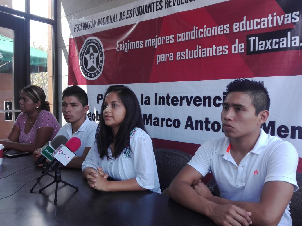 ChiapasFnerrr's tweet photo. Chiapanecos se solidarizan con estudiantes de Tlaxcala
*Fenerianos exigieron a nivel nacional solución a los problemas educativos en Tlaxcala 
https://t.co/06bwiABLln https://t.co/E473C3GNmK