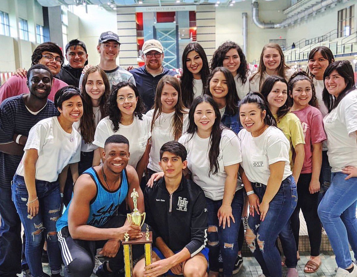 houstontriangle's tweet photo. Rho’d our way into first place this weekend at @UHPhiSigmaRho Rho Your Boat competition! 🚣🏼‍♂️🏆 https://t.co/MgdjJwkk1F