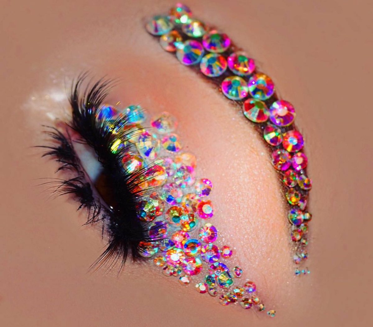 beautiebazaar's tweet photo. This is absolutely stunning! 😍 @kacywilkins using Heart Breaker Lashes. ❤️ Use code “KACY” to get additional 10% off! #femierre #femierrelashes #femierrebabe #glowdup https://t.co/lK7y2F7Ldc
