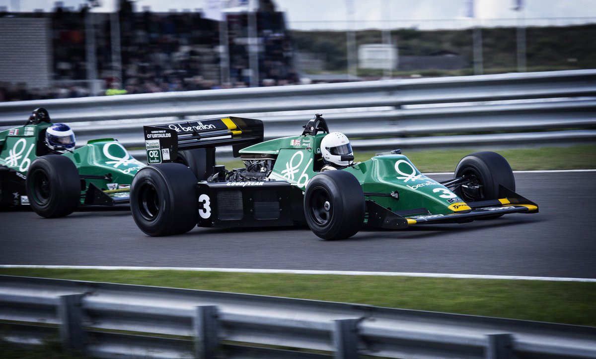 ProAutomotiveMA's tweet photo. The average Formula 1 pit stop is less than three seconds https://t.co/DiMKZsNpBx