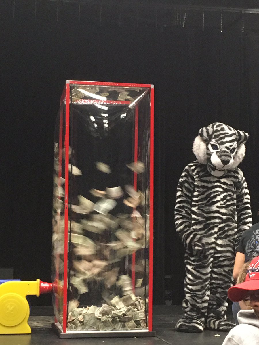 This could be you!! Don’t forget about the Joe Corbi’s Fundraiser! If you sell 40 items, you get a turn in the money machine. You do NOT want to miss this!! More info in C238!!