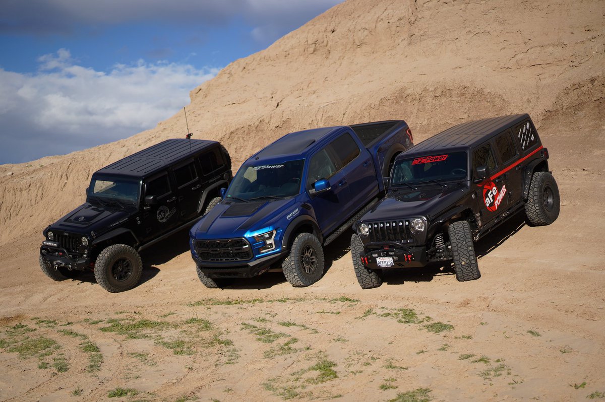 SwayawayShocks's tweet photo. Out doing some product testing at Ocotillo Wells this weekend 👌 How do you use your #swayawayshocks?
.
.
#swayaway #offroading #coilovers #shocks #ocotillowells #desert #fordraptor #polarisrzr #jeepwrangler #jeepjk #jeepjl https://t.co/FIEp2JJaY6