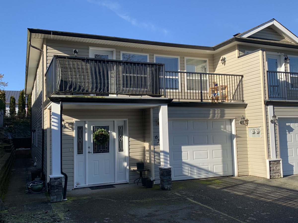 ShaeWebber's tweet photo. #NEWLISTING today in #Duncan Family friendly home with room for extended family! Great location and great price at $399,000! Listed MLS 450776
https://t.co/y8Bl3GtDRZ
#vancouverisland #reaalestate #realtor #isellhouses #makethishouseyourhome #Cowichan https://t.co/KQWB7gQpYk