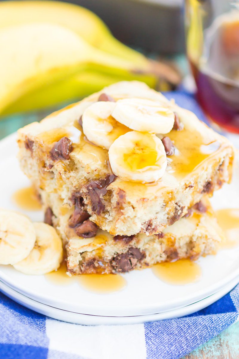 Pumpkin_N_Spice's tweet image. These Banana Chocolate Chip Sheet Pan Pancakes would make the best breakfast!
#ad #krusteaz @Krusteaz 
pumpkinnspice.com/banana-chocola…