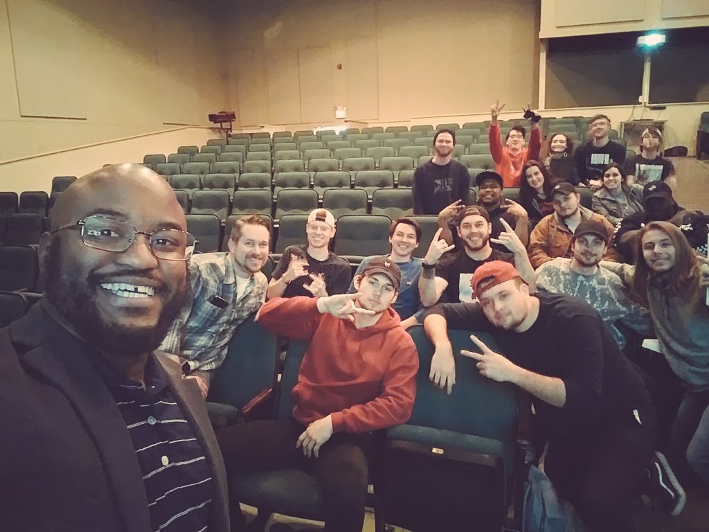 Formersportsguy's tweet photo. Despite the rain, it was a beautiful afternoon on the @UMLambuth campus. I spent some time with Dr. Tubbs and his music and entertainment students talking local radio history, podcasts, and viewing @SuperWolfeFilm Several @JMCSchools alumni in the building #SouthSide #JacksonTN https://t.co/qCEvidJdzX