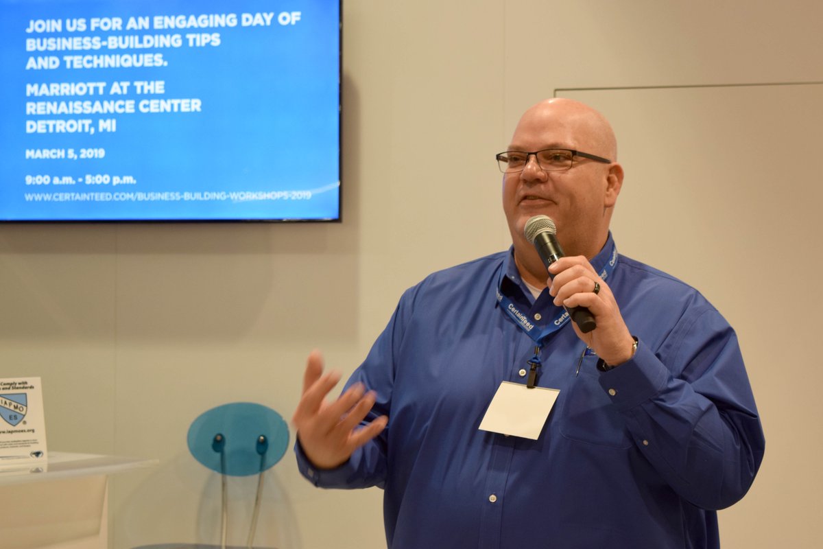 CertainTeed's tweet photo. Our last #MaterialMaster class of the day focuses on aesthetics; stop by at 4PM to hear Lucas Hamilton’s advice on curb appeal, comfort and privacy in booth C1807! #IBS2019 https://t.co/AVfZPA2Owt