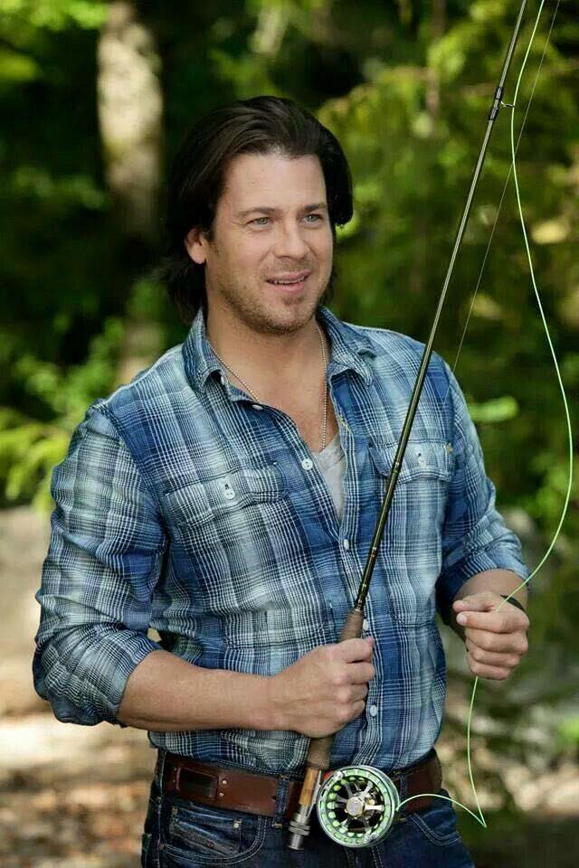 CKaneDaily's tweet photo. Looking forward to summer on this cold night!! Here's a lovely summer activity being demonstrated by our lovely spokesmodel #ChristianKane https://t.co/wlR8KbS24C