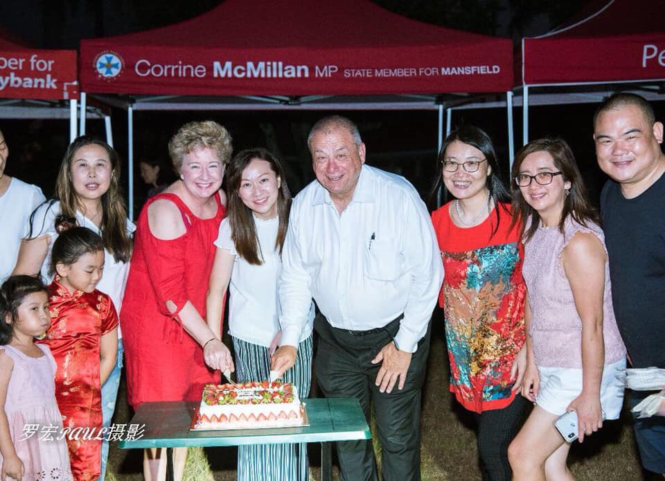 Janetfm99's tweet photo. MacGregor Park Neighbors had the great honour to celebrate CNY with our State Members. Thank you Corrine McMillan MP - State Member for Mansfield Peter Russo MP - Toohey for your endless support. https://t.co/MYsEF1AepO