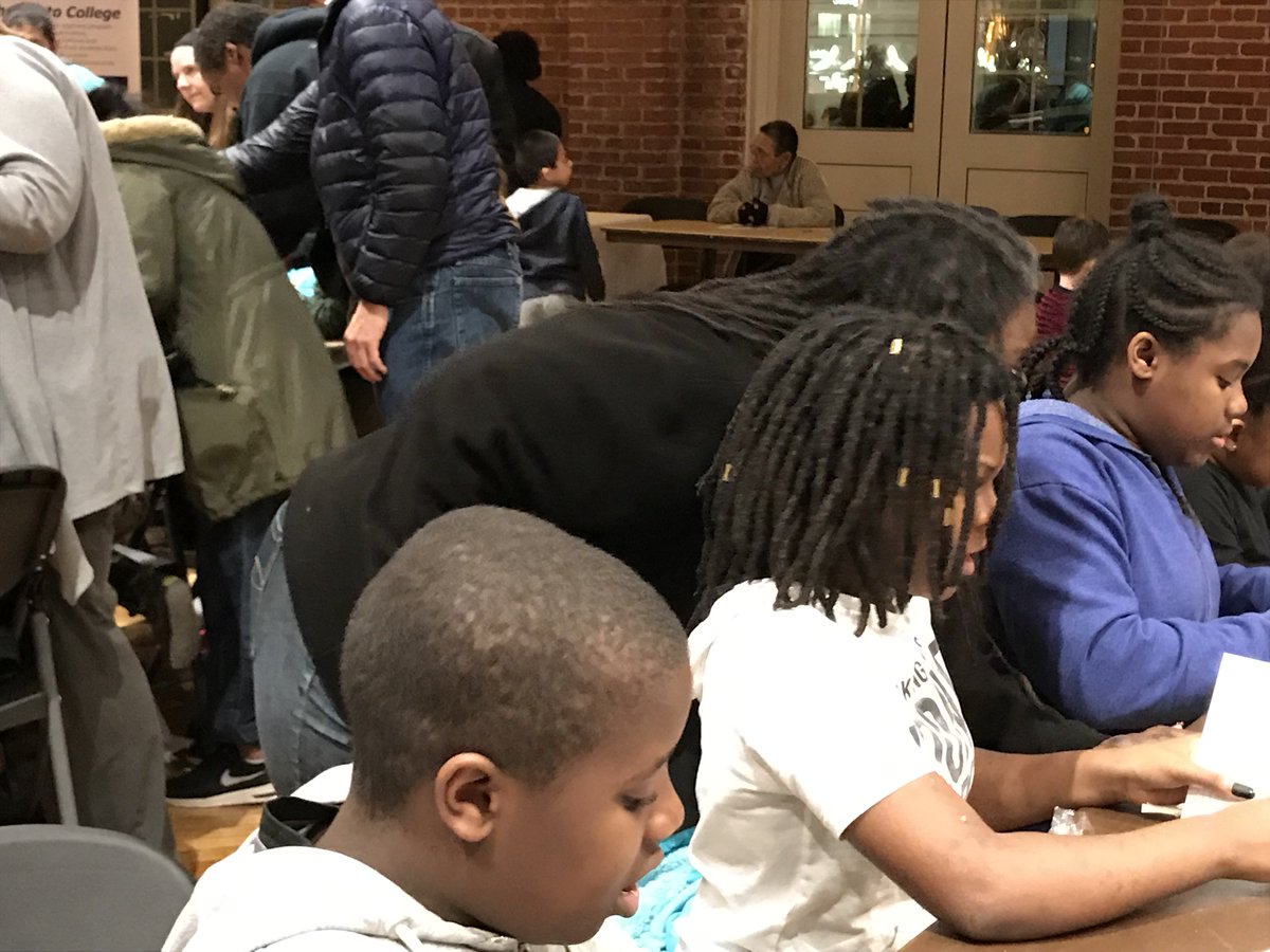 JEShepardMiddle's tweet photo. Shepard students and families are still learning tonight at the Title 1 PAC night. #SMSGrowthSuccessNothingLess #WeAreDPS https://t.co/q746cLRYzC