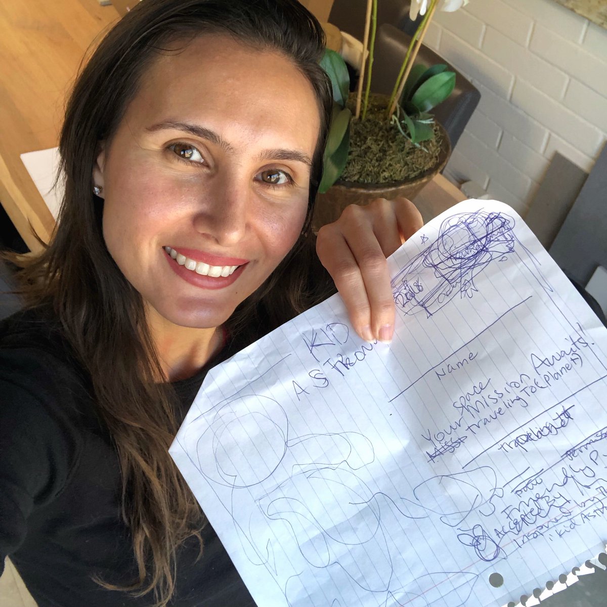 kidslitclub's tweet image. Everything begins with an idea! Sketching out my “Astronaut In Training“ certificate for this Sat. event at Pretend City Children’s Museum! ❤️🚀#iteachsteam #futureastronaut #kidastronaut #ChildrensBooks #WritingCommnunity #readaloud