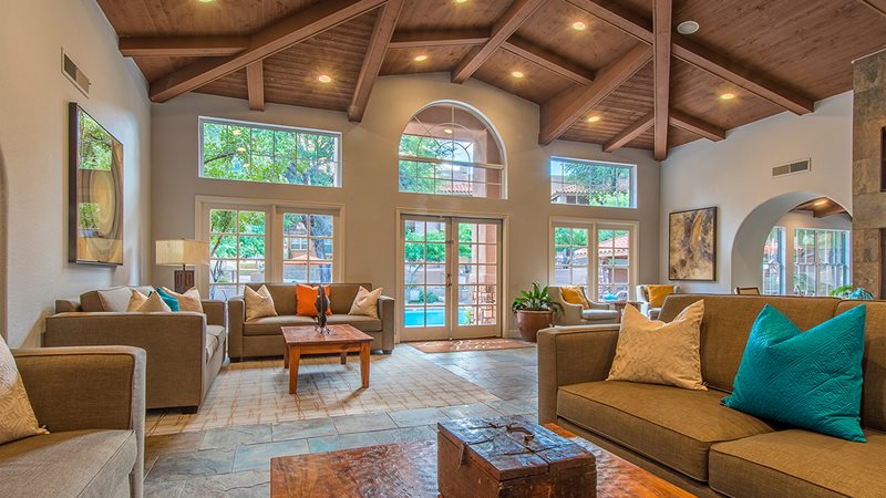 HSLLaReserve's tweet photo. Take a break from your home on a rainy day and come down to our clubhouse! It’s a great place to interact with your neighbors and relax whenever you feel like it at La Reserve Villas. https://t.co/5AkZXMpwe3
#OracleRoad #NorthTucson #ElConquistadorResort https://t.co/TVCz5reepk
