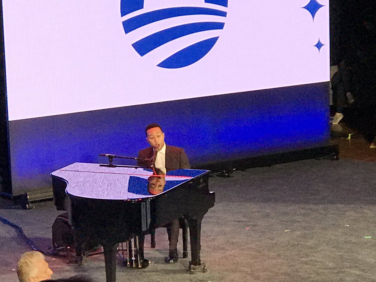 Youth Leadership Institute (@ylinstitute) on Twitter photo #MBKRising Town Hall. Listening to words from <a href="/BarackObama/">Barack Obama</a> and <a href="/StephenCurry30/">Stephen Curry</a>. Also got to hear from <a href="/johnlegend/">John Legend</a>. #MBKRising Town Hall. Listening to words from <a href="/BarackObama/">Barack Obama</a> and <a href="/StephenCurry30/">Stephen Curry</a>. Also got to hear from <a href="/johnlegend/">John Legend</a>.