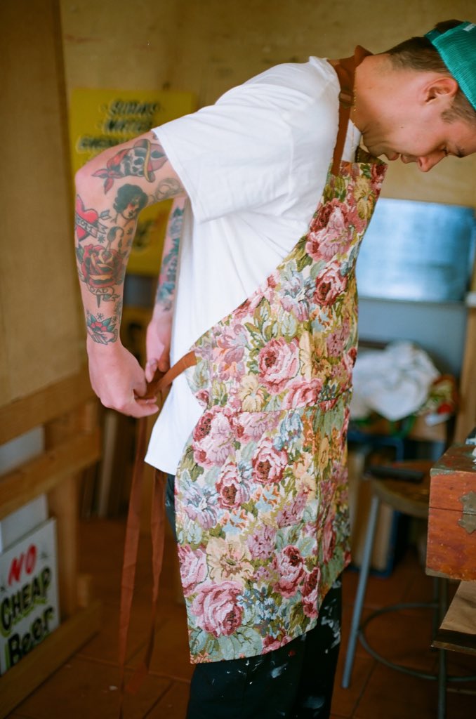 n0t_my_pr0bl3m's tweet photo. Julien on Ektar 100 #midcitysigns https://t.co/mPBPh2eFj6