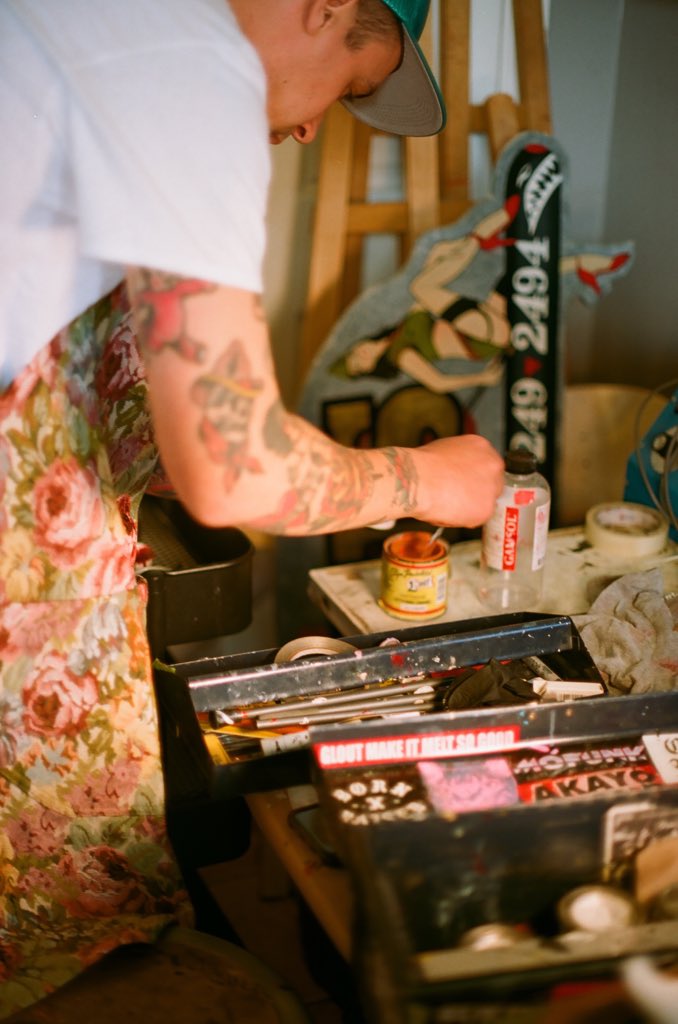 n0t_my_pr0bl3m's tweet photo. Julien on Ektar 100 #midcitysigns https://t.co/mPBPh2eFj6