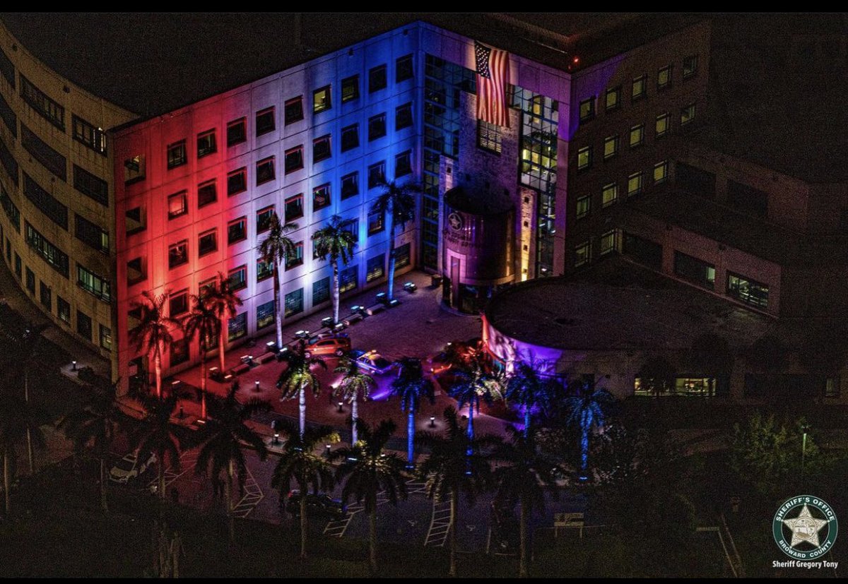browardsheriff's tweet photo. Today marks the 20th Commemoration of the 9/11 terrorist attack on the United States of America. This weekend, BSO headquarters will be draped in red, white and blue lights to honor our fallen first responders, military veterans and civilians who died serving and defending our… https://t.co/ASw9s61Y50