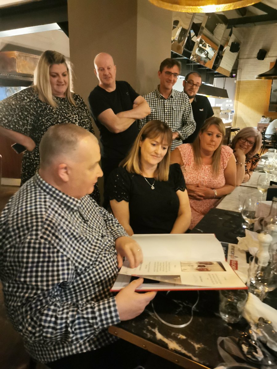Kimburford74's tweet photo. So lovely to be back out with work friends 🙂💞🥂. A lovely evening in Alderley Edge saying thank you and good luck to @Markcheethamso1 ❤️🙂 #youllbemissed #team #friendship #leavingdo #Cheshire #FridayVibes #greatfood #greatcompany https://t.co/ZlO6zo2UeX