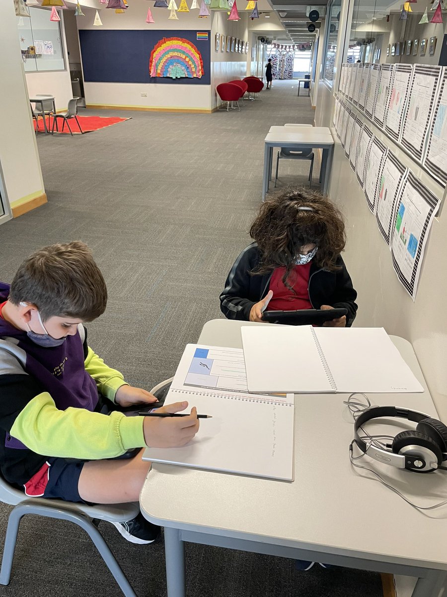tracymevans75's tweet photo. It’s only week 4 and I am already  blown away by the communication, research, and self-management skills the students are demonstrating in their UOI learning. They are so engaged in finding out more about human rights and how they can help with injustices. #HWOO @SAISrocks https://t.co/s3XFd6rFv2